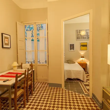 Apartamento Romantico Bib Rambla דירה *