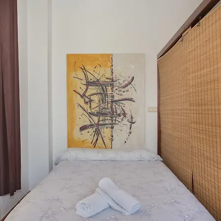 Apartamento Romantico Bib Rambla * גרנדה